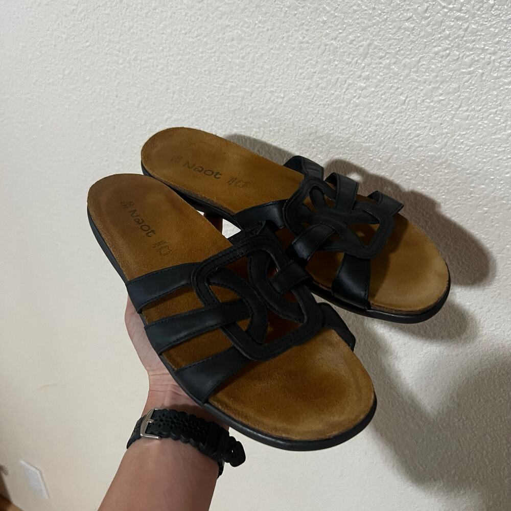 Naot Liv Slide Sandal in Jet Black Leather WOMENS 42 / US 11